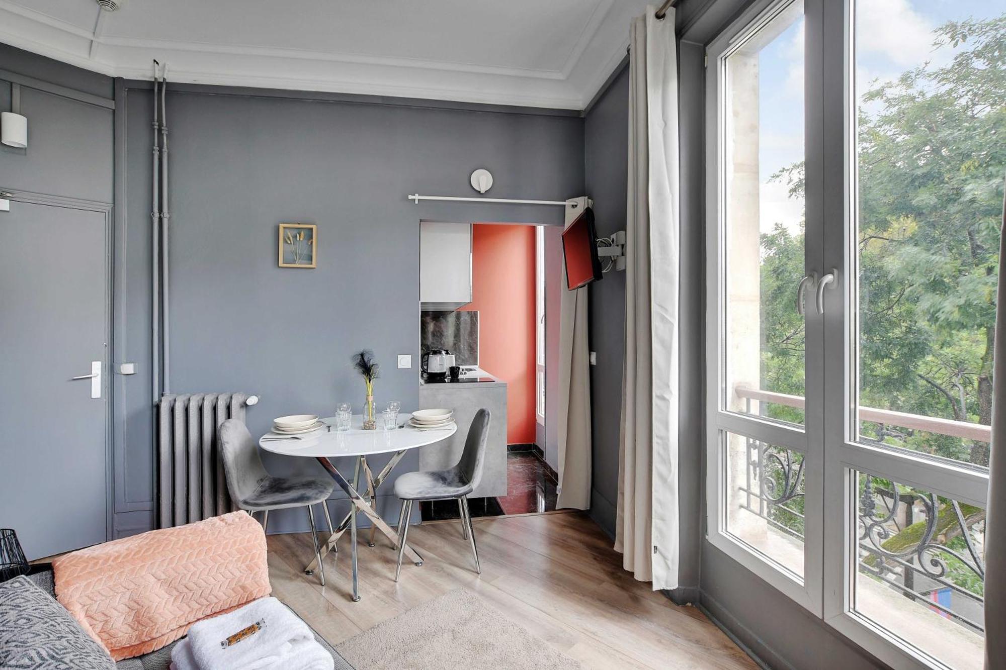 Luminous Studio At Gare De L Est Apartment Paris Exterior photo